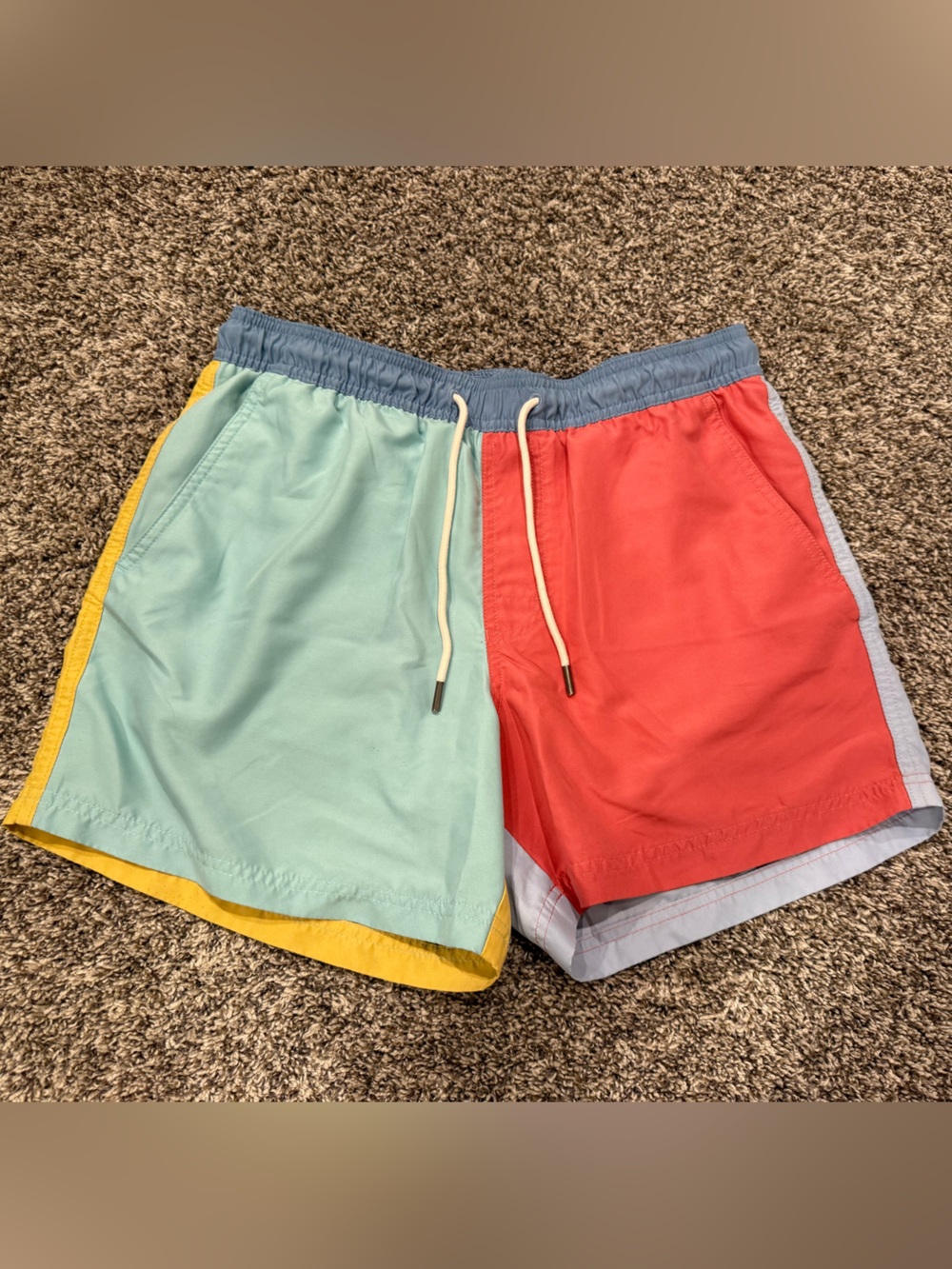 American Eagle men’s medium multi color Swim Trunks